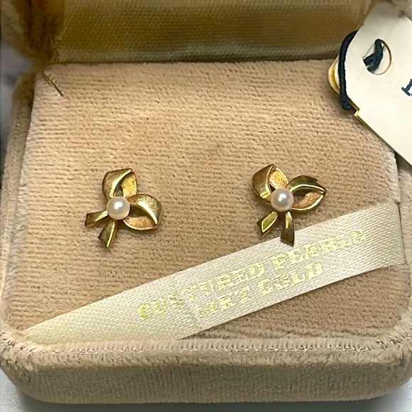14k gold bow earrings - Picture 2 of 7